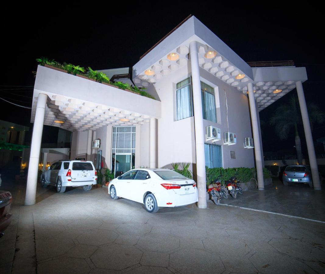 Vip House Hotel Peshawar Exterior foto