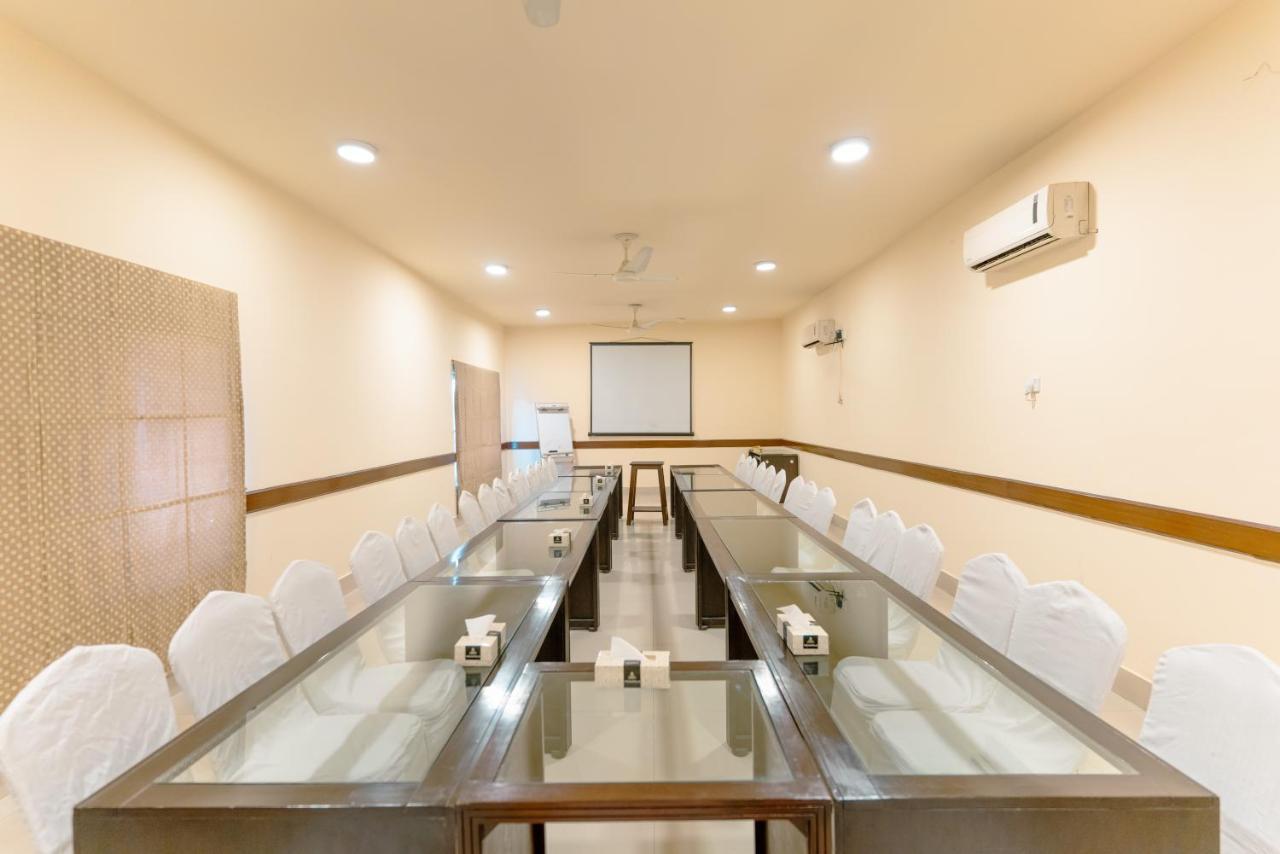Vip House Hotel Peshawar Exterior foto