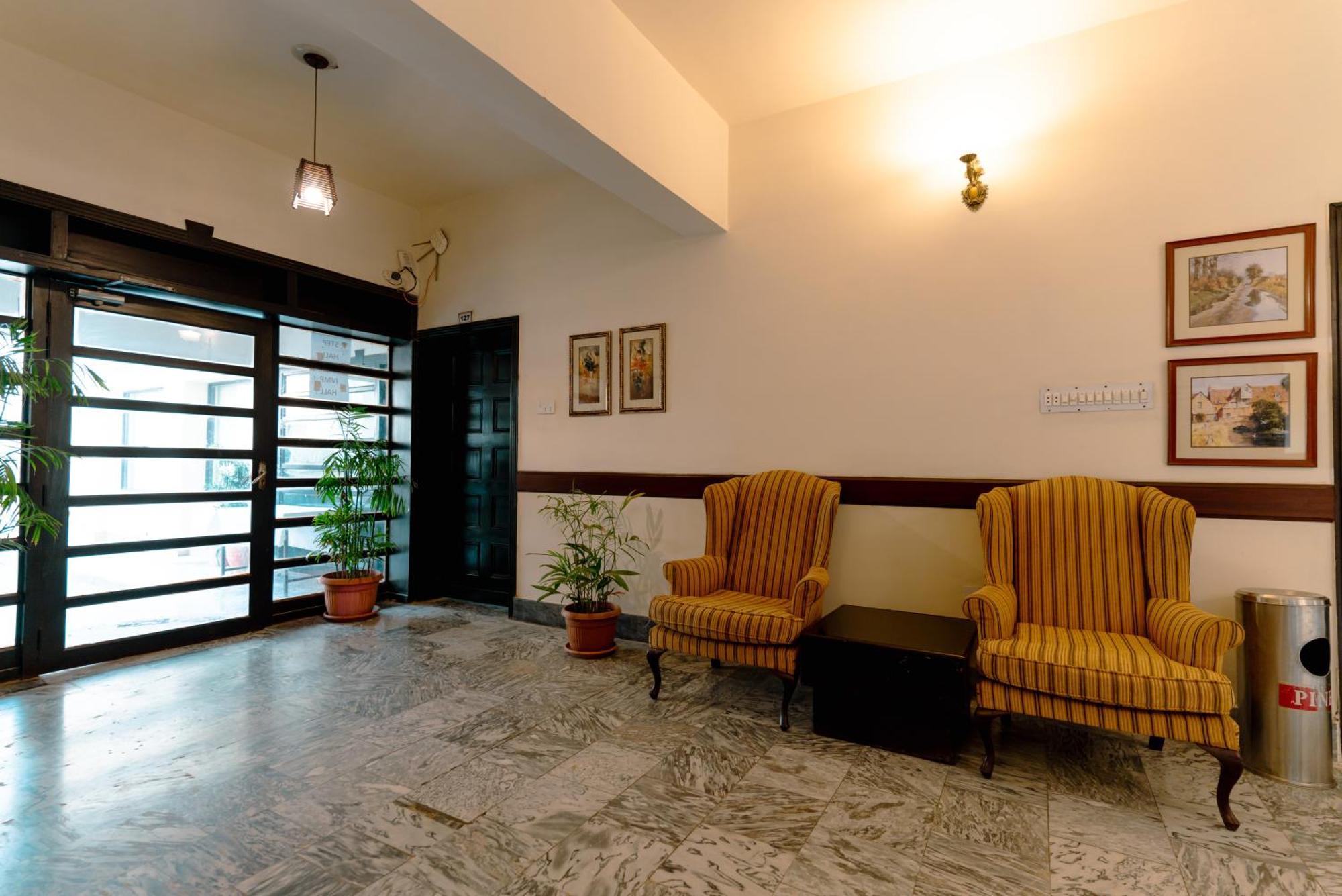 Vip House Hotel Peshawar Exterior foto