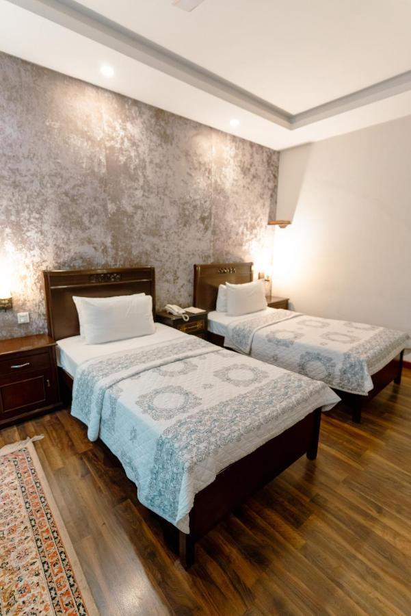Vip House Hotel Peshawar Exterior foto