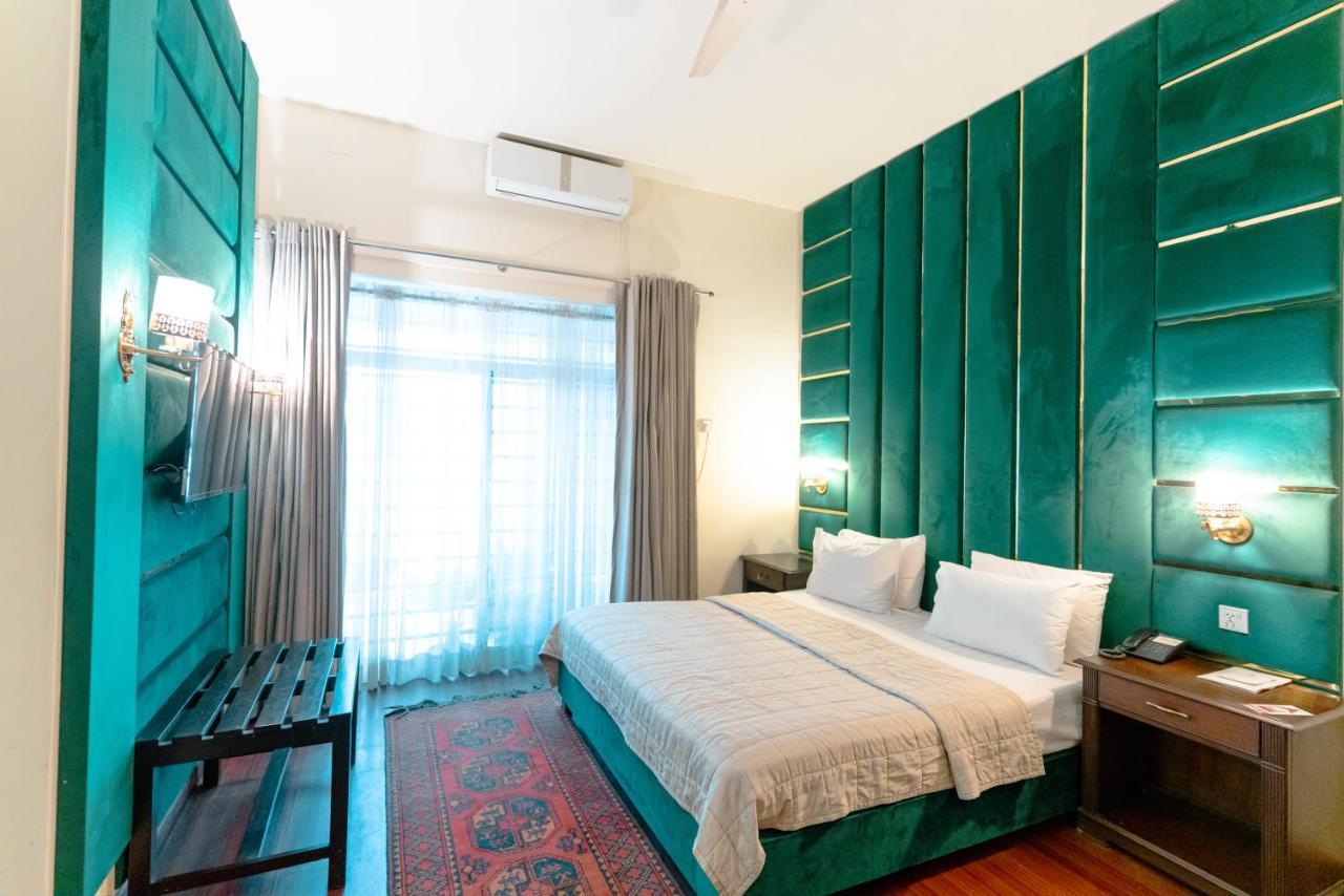 Vip House Hotel Peshawar Exterior foto